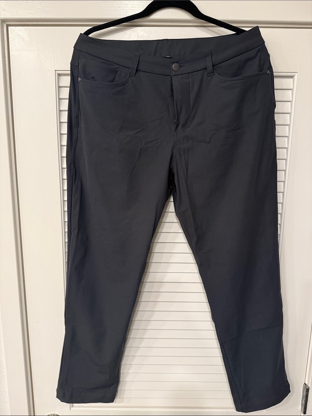Lululemon ABC pants Dark Gray Stretch Casual Pants size 32 waist standard lengt